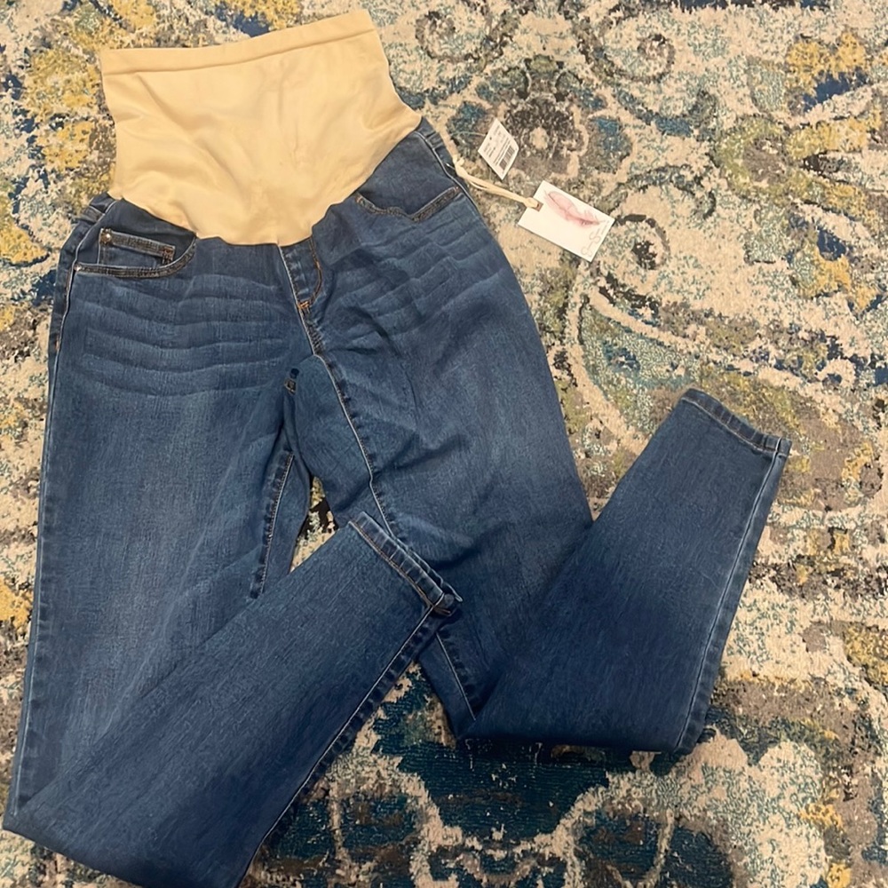 Jessica Simpson maternity jeans never worn with tags